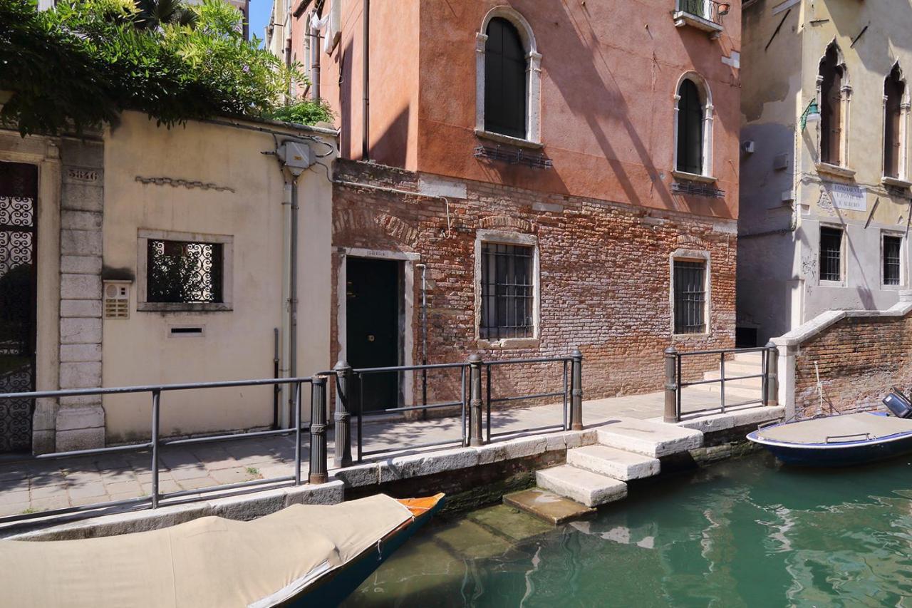 Corte Di Gabriela Venice Luaran gambar